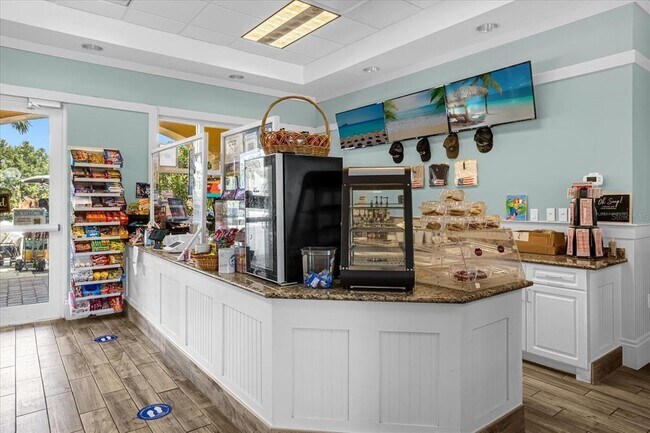 Building Photo - 12223 Pescara Ln