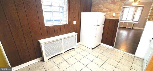 Building Photo - 1451 S Etting St