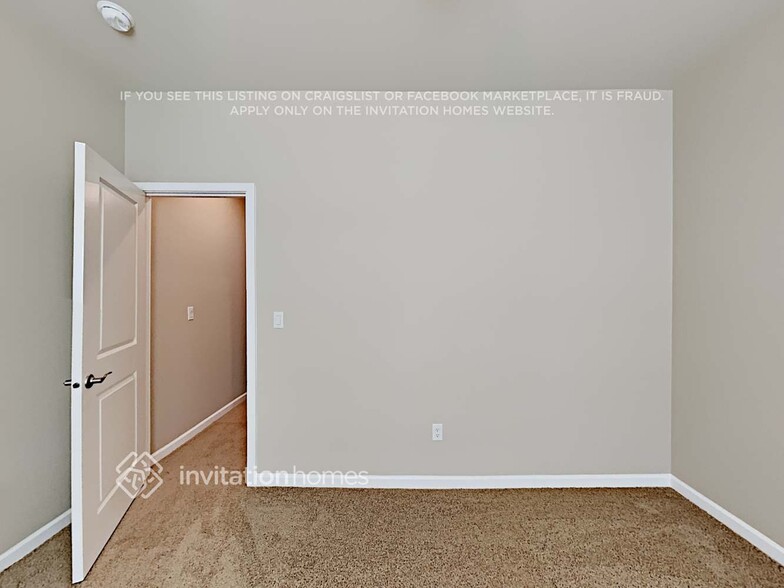 Building Photo - 8718 56th St NE