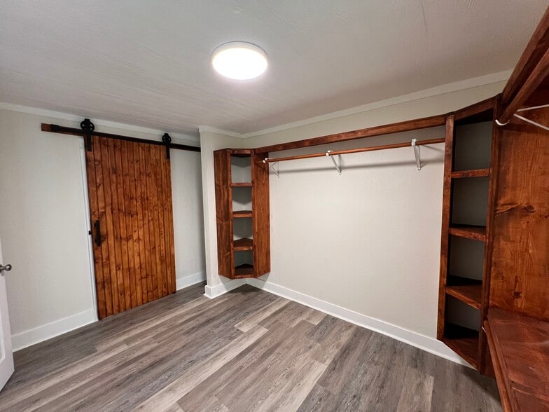 Building Photo - 1221 Georgia St