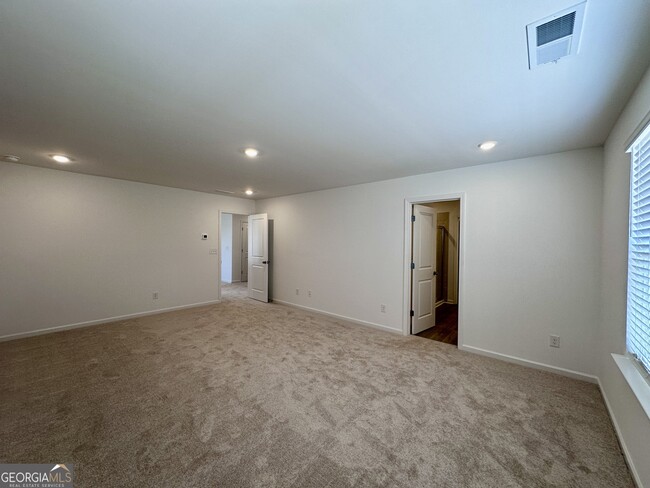 Building Photo - 113 Sunny Side Wy