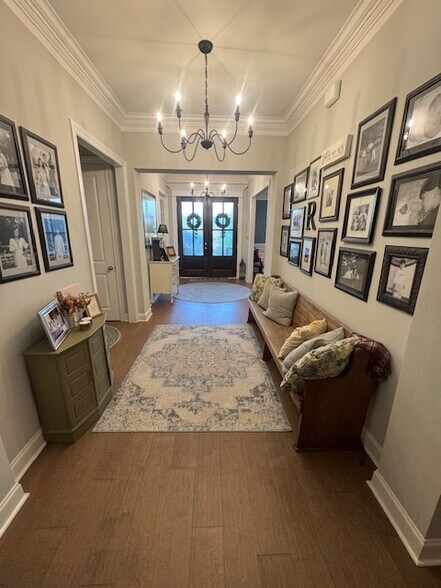Building Photo - 8012 Goose Ridge Dr SE