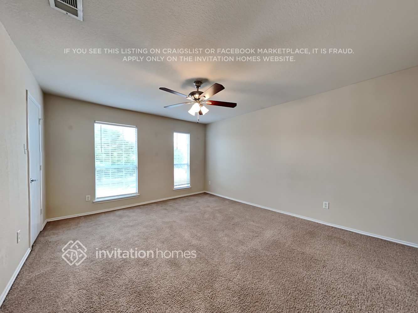 Building Photo - 10404 Hideaway Trail