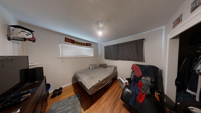 Building Photo - 4985 Curry Dr