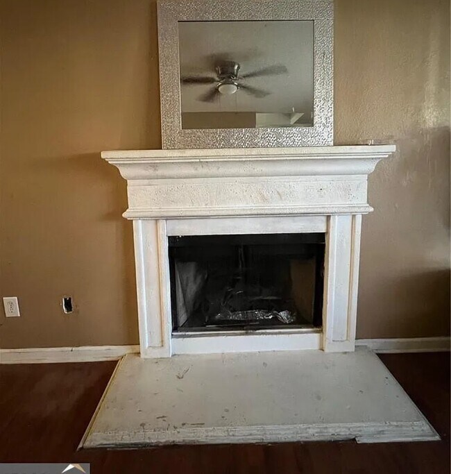 Building Photo - 3955 Cypress Pointe Dr