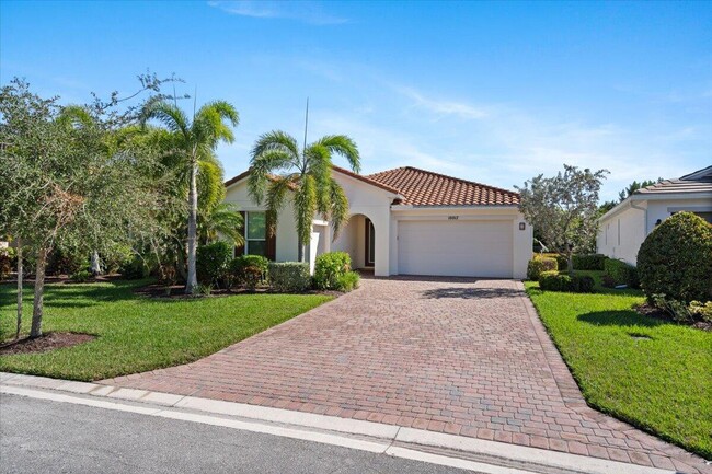 Building Photo - 10017 SW Oak Tree Cir