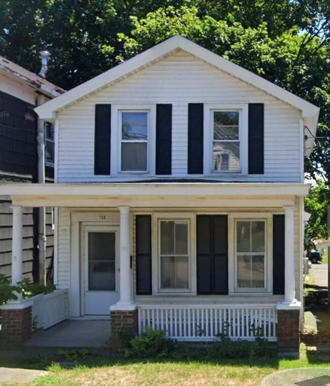 Primary Photo - 3 Bedroom single family homes