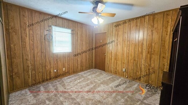 Building Photo - 4 bedroom 2 bathroom home in Lawndale read...
