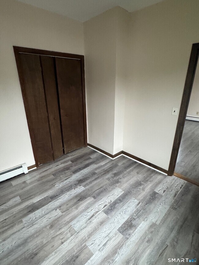 Building Photo - 33 Spaulding St