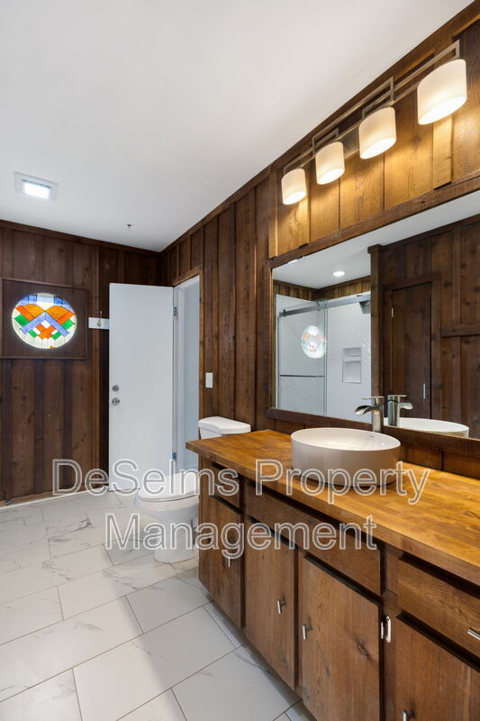 Building Photo - 4204 Brush Hill Rd