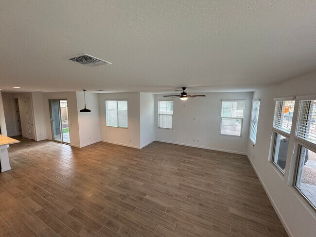 Building Photo - BRAND NEW HOME IN UNION PARK IN PHOENIX