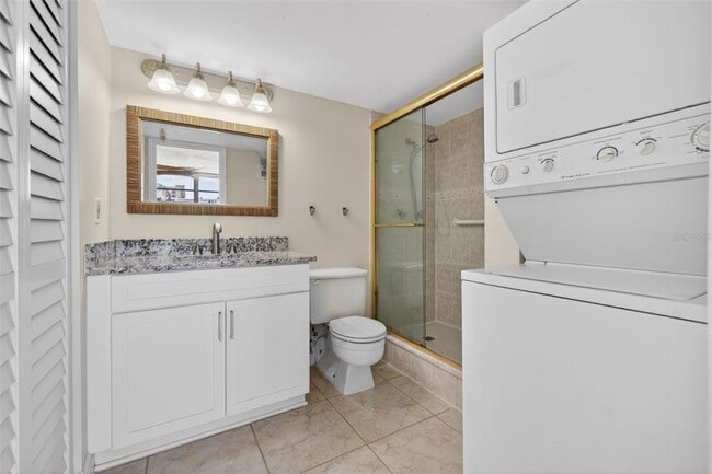 Building Photo - 7540 Bay Island Dr S