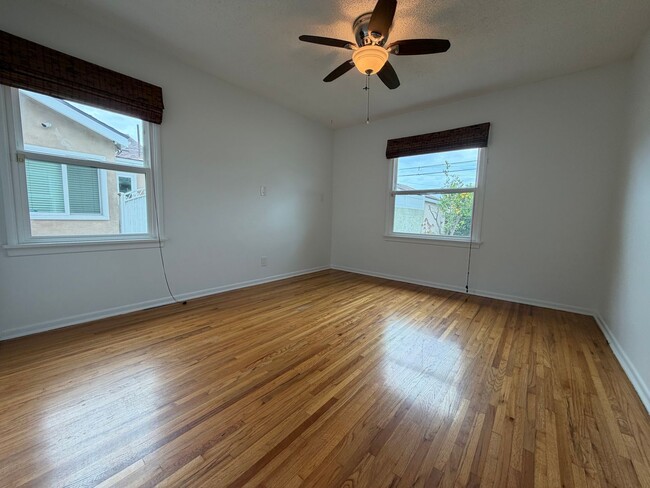 Building Photo - 3-Bedroom Home for Rent in El Camino Village | 2-Car Garage & Private Backyard