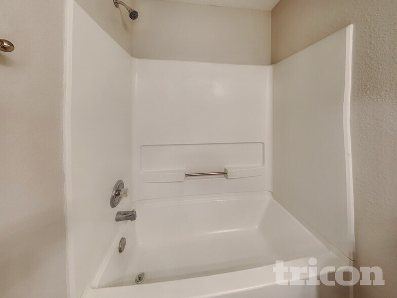 Building Photo - 12319 Bearsdale Dr