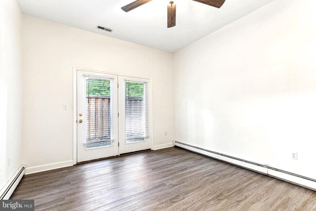 Building Photo - 1500 St Margarets Rd