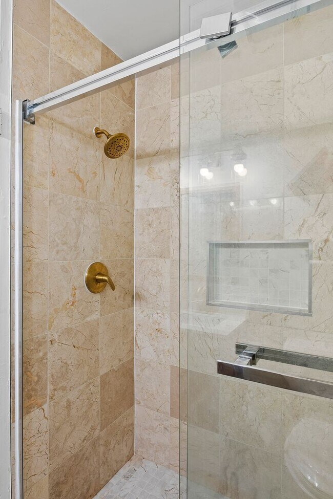 Building Photo - Laurel, MD