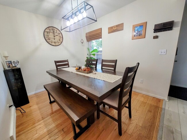 Building Photo - 6450 Wright St