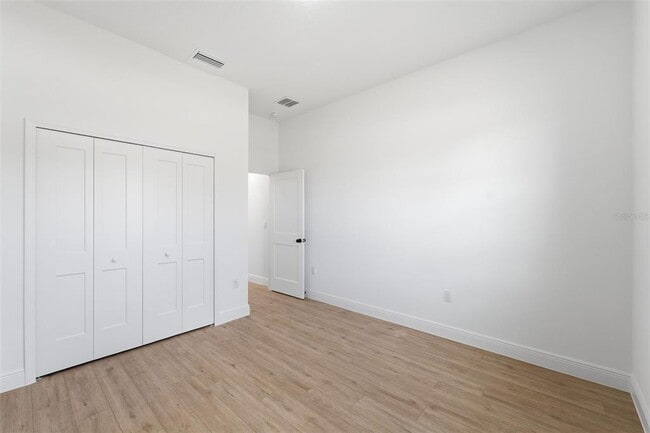 Building Photo - 2652 W Paragon Ln