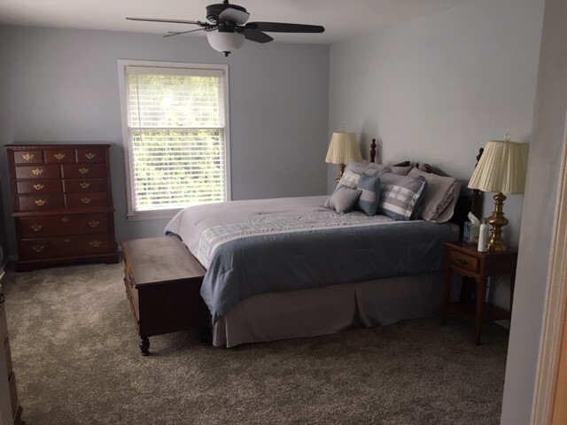 master bedroom - 22 Williamsburg Cir