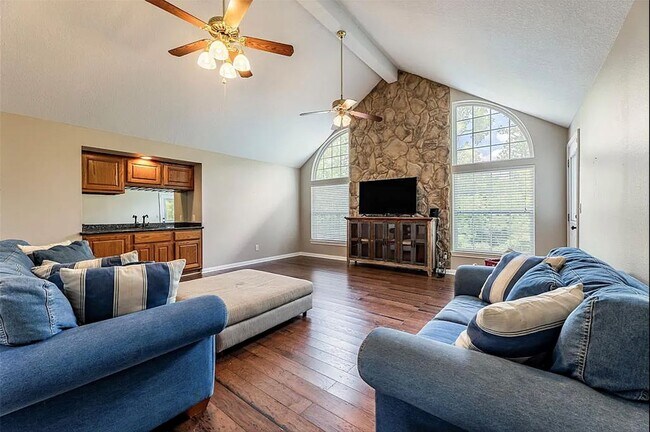 Building Photo - 5434 Chinaberry Grove