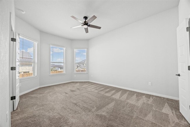 Building Photo - 12900 Bloomington Dr