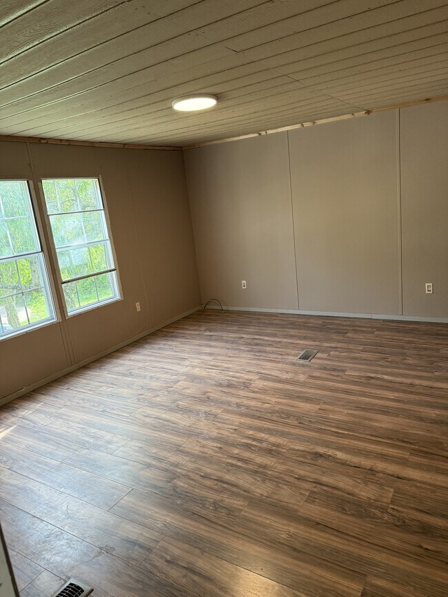 Building Photo - 110 Robin Meadow Ln