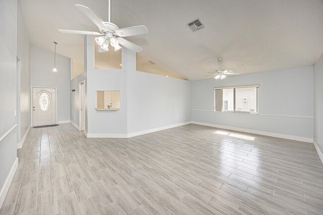 Building Photo - 5148 Rosen Blvd