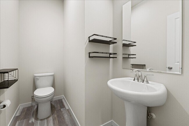 Building Photo - New Construction 2-Bed Townhome Near Boein...