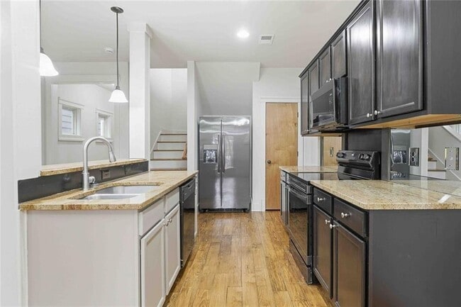 Building Photo - 501 Ridge View Crossing