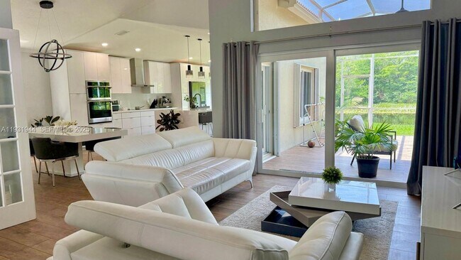 Building Photo - 388 Carrington Dr