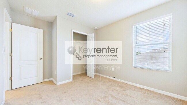 Building Photo - 14517 Dunrobin Dr