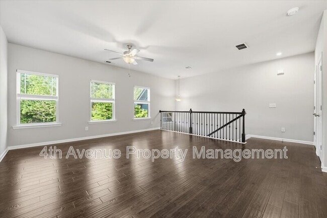 Building Photo - 3403 Abbey Wy