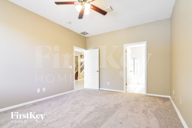 Building Photo - 10424 Beneva Dr