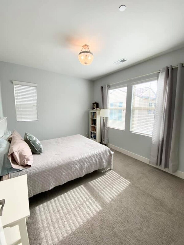 Building Photo - 1063 Sea Glass Wy