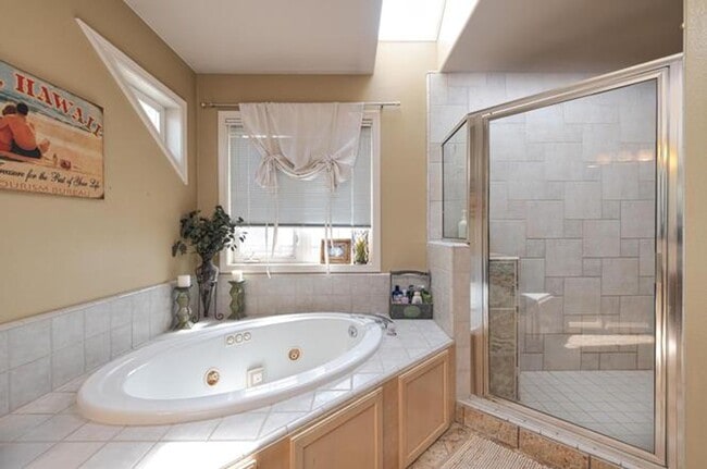 Building Photo - Beautiful home in Haven Heights