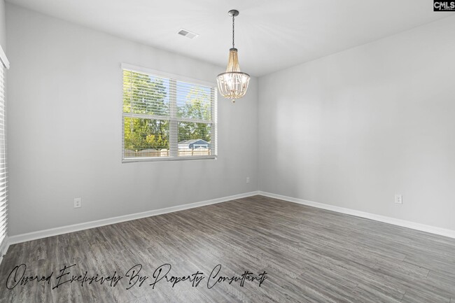 Building Photo - 548 Rimer Pond Rd