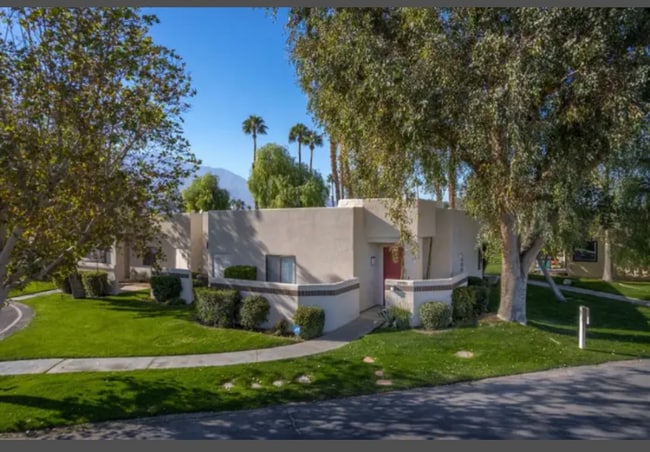 Building Photo - 28805 E Portales Dr