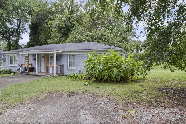 Building Photo - 2621 Druid Hls Wy