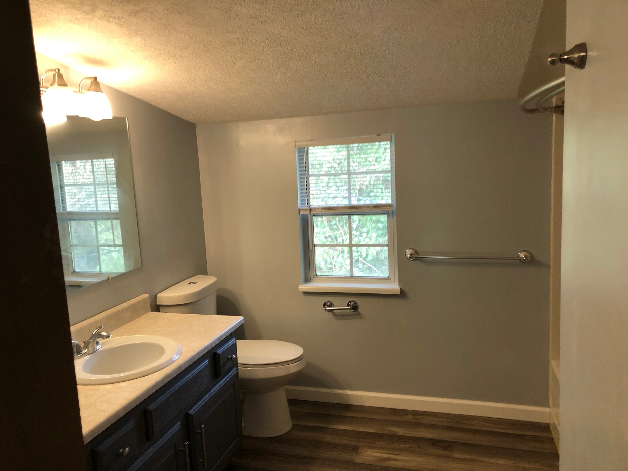 Building Photo - 64 Debra Ln