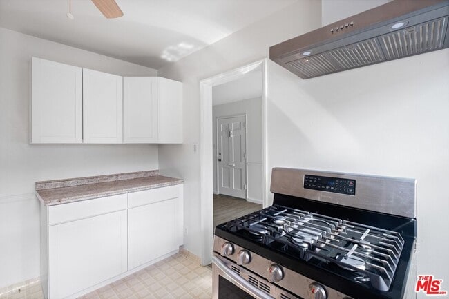 Building Photo - 3493 Meier St