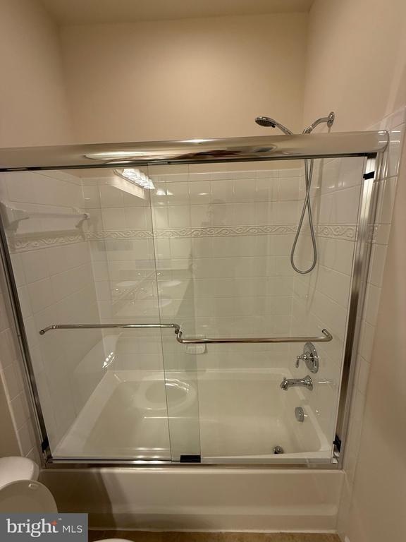 Building Photo - 202 Mill Pond Rd