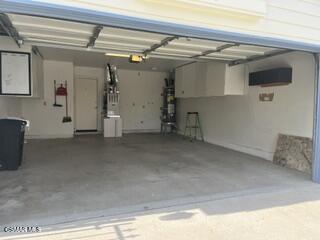 Building Photo - 2841 Thicket Pl