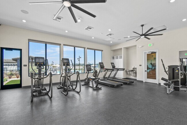 Building Photo - 12639 Elizabeth Wy