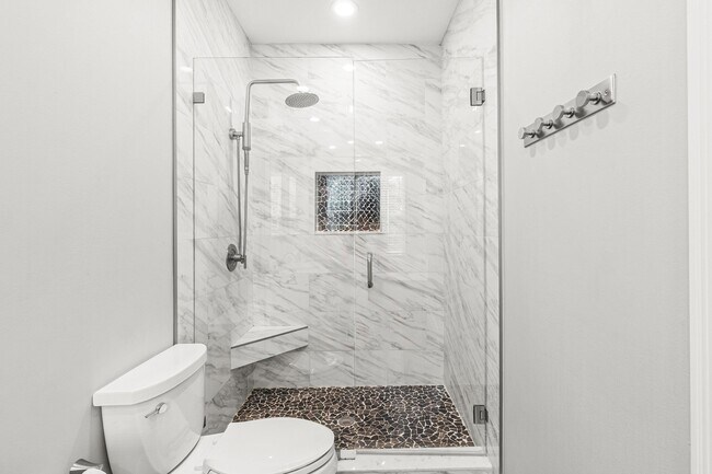 Building Photo - 508 Capistrano Dr