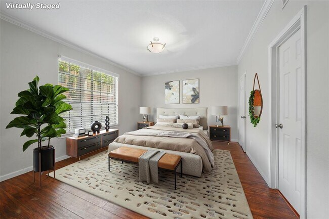 Building Photo - 2255 Braeswood Park Dr