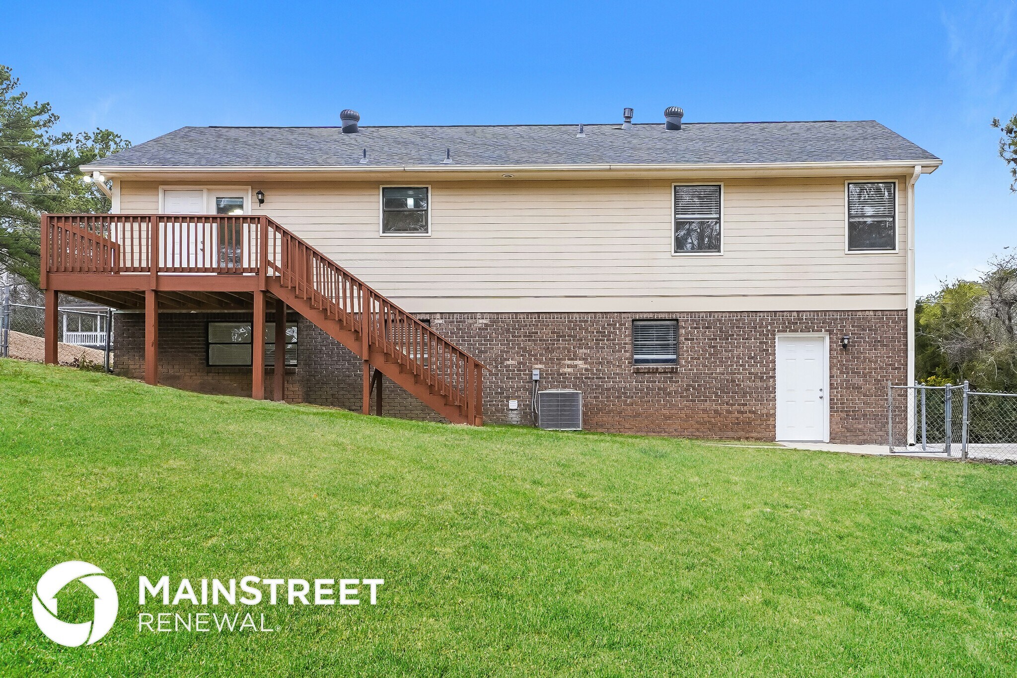 Building Photo - 1306 Bunting Dr