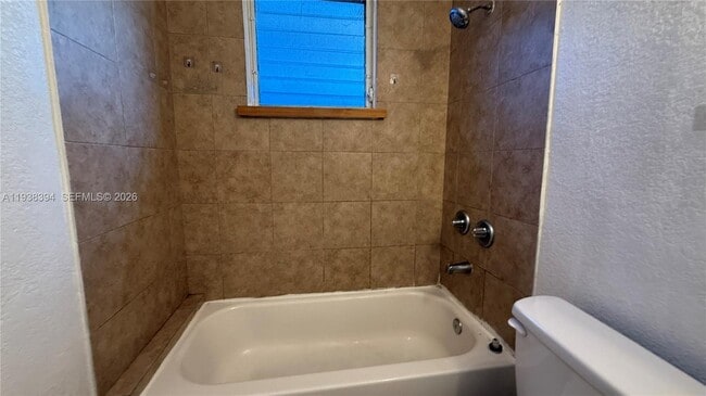 Building Photo - 225 N K St