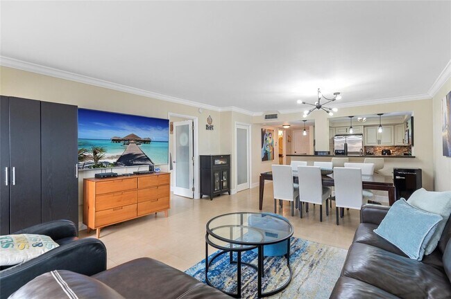 Building Photo - 5000 N Ocean Blvd