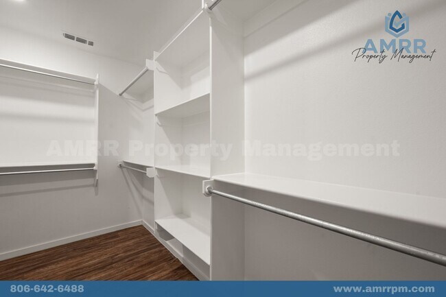 Building Photo - Modern 4-Bedroom Home – Perfect for Growin...