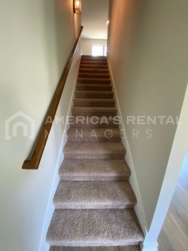 Building Photo - Home for Rent in Odenville, AL! View with ...